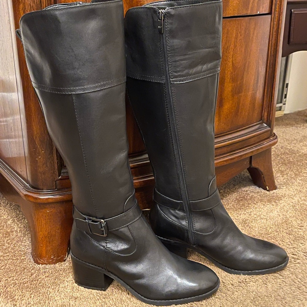 Black Leather Marc Fisher riding boots